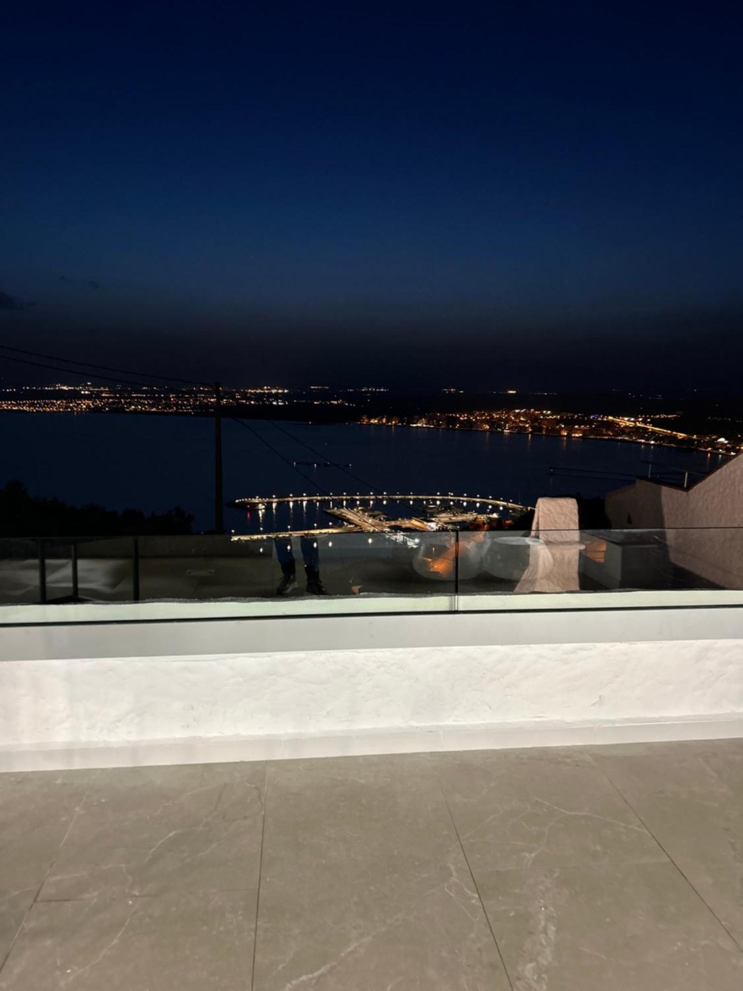 Appartement Duplex Rosas Avec Terrasse Magnifique Jacuzzi Vue Mer Buitenkant foto